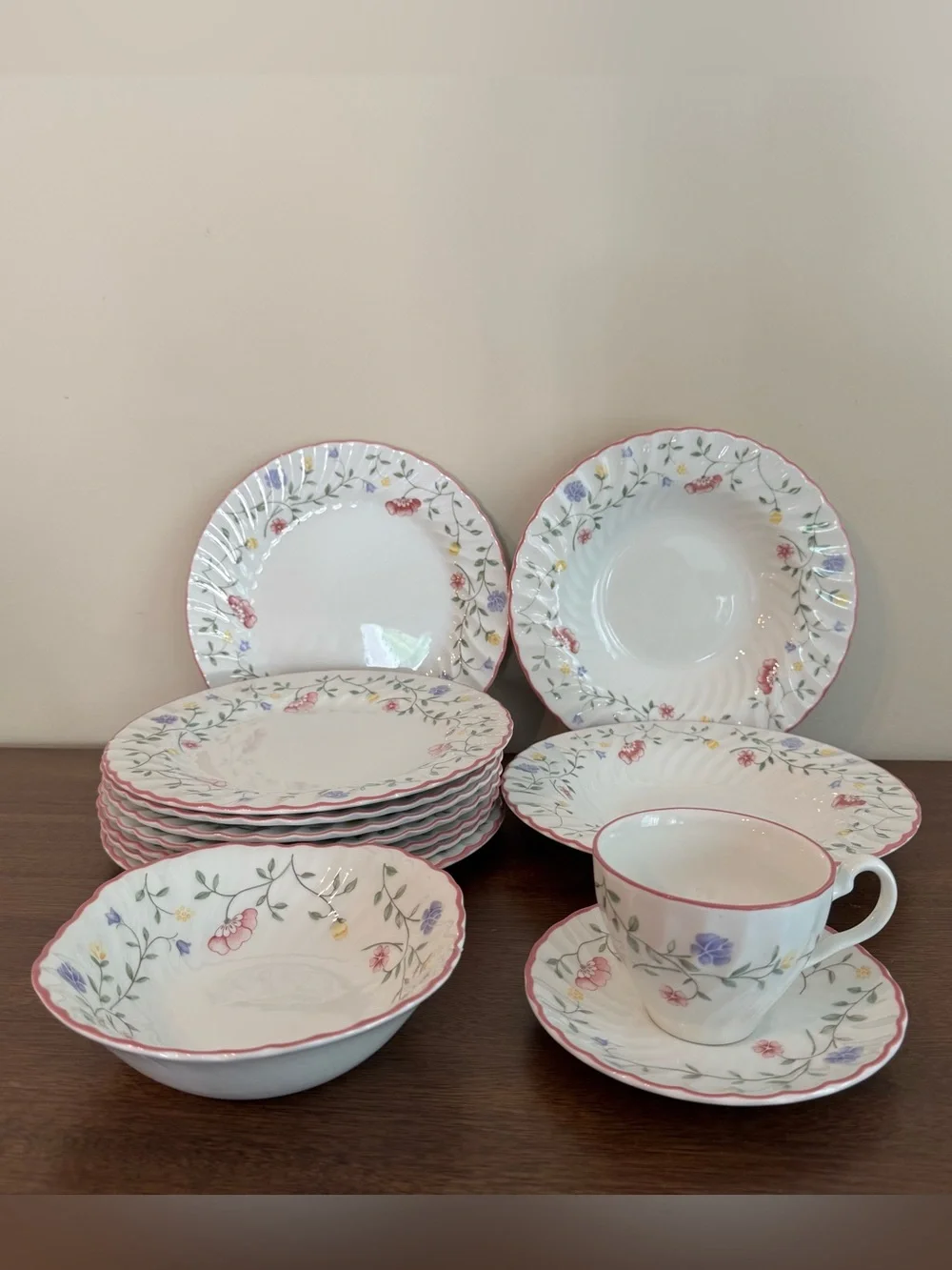 Johnson Brothers Summer Chintz Set Floral 13 Pcs